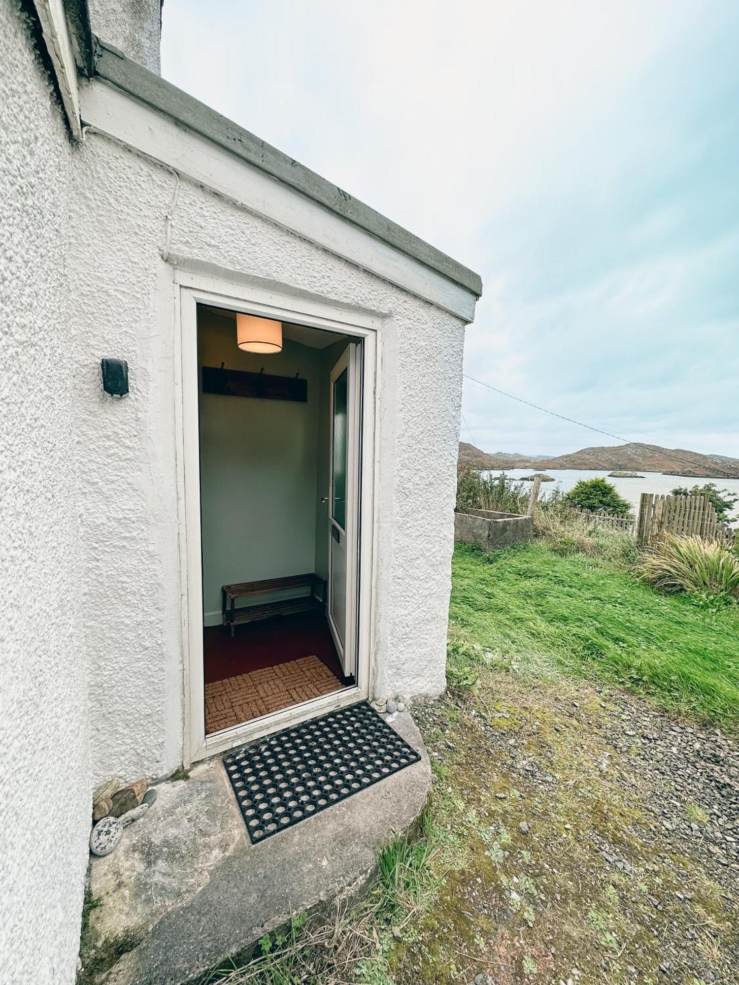 South Lochs Cottage Marvig Екстериор снимка